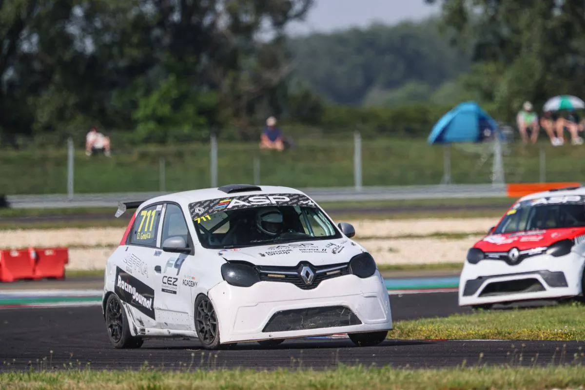 Renault Twingo Cup race